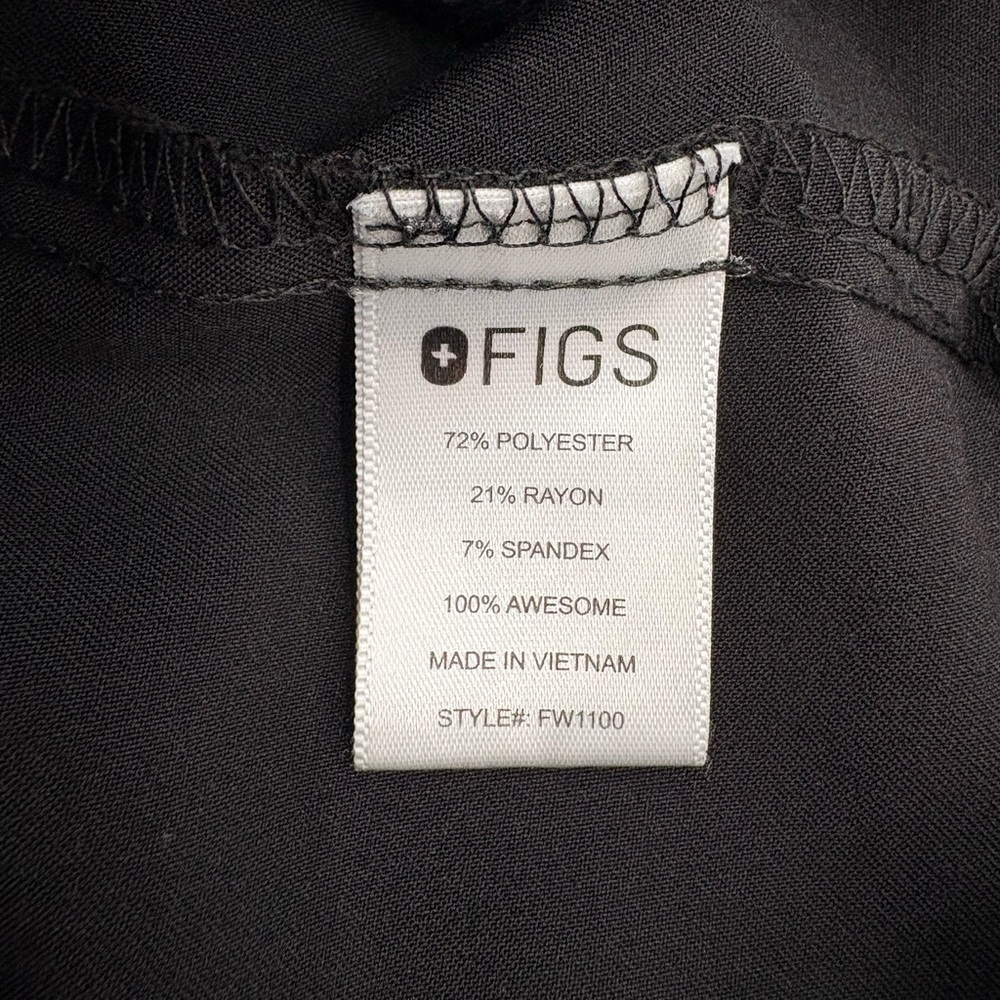 FIGS Technical Collection Women’s 3 Pocket Scrub Top V-Neck Black Short Sleeve M - Picture 7 of 8